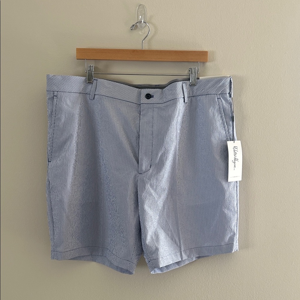 Men's Walter Hagen Clubhouse White and Light Blue Striped Golf Shorts